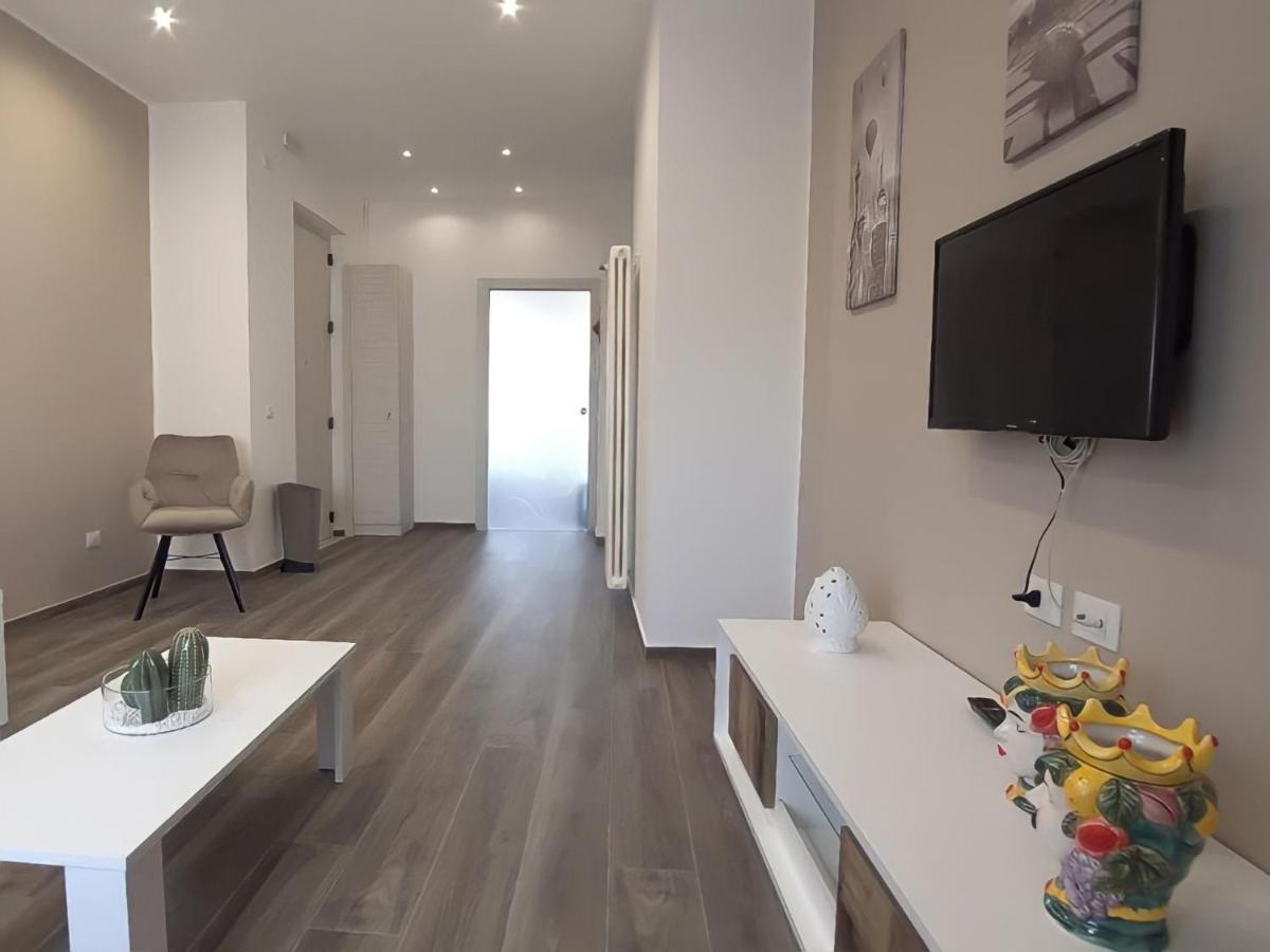 Garibaldi Rooms 29 - Piazza Marina A Palermo - In Pieno Centro. Eksteriør billede