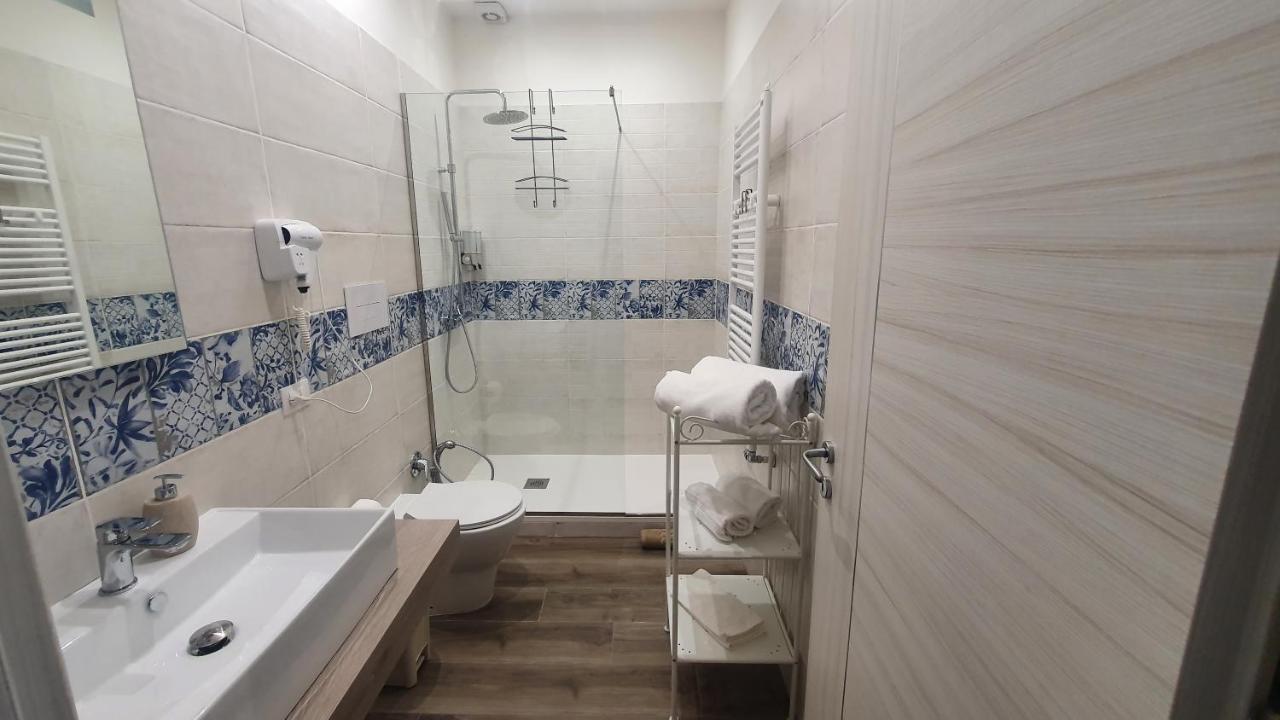Garibaldi Rooms 29 - Piazza Marina A Palermo - In Pieno Centro. Eksteriør billede