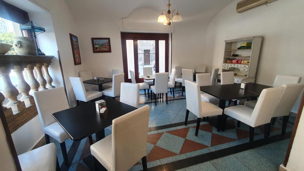 Garibaldi Rooms 29 - Piazza Marina A Palermo - In Pieno Centro. Eksteriør billede